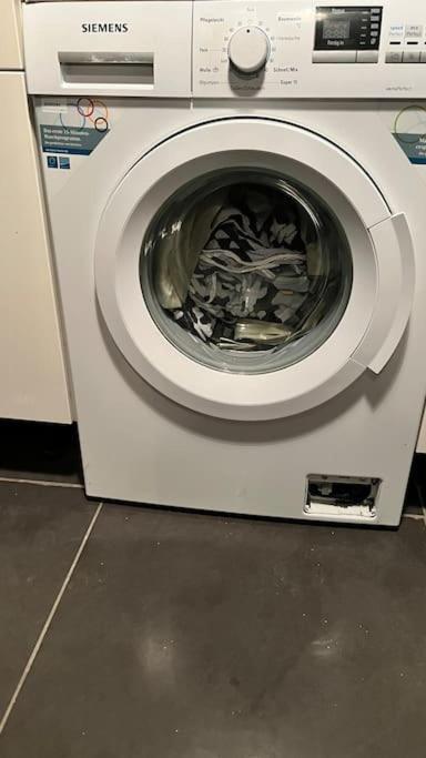 Ein Charmanter Zweifamilienhaus Berlin Zewnętrze zdjęcie